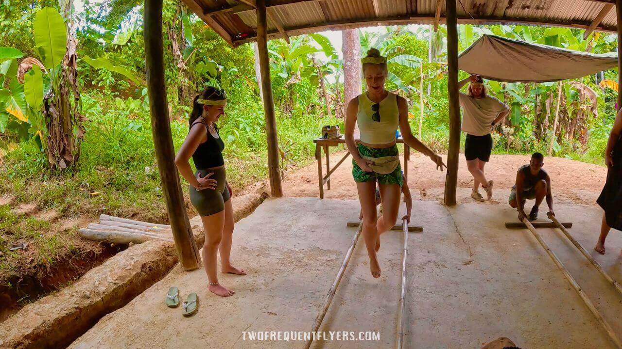 Traditional Filipino Dance. Best Things to do in El Nido