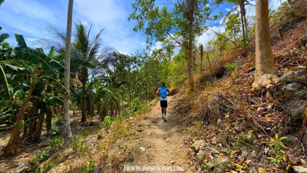 The path to Busay Cave, Cebu