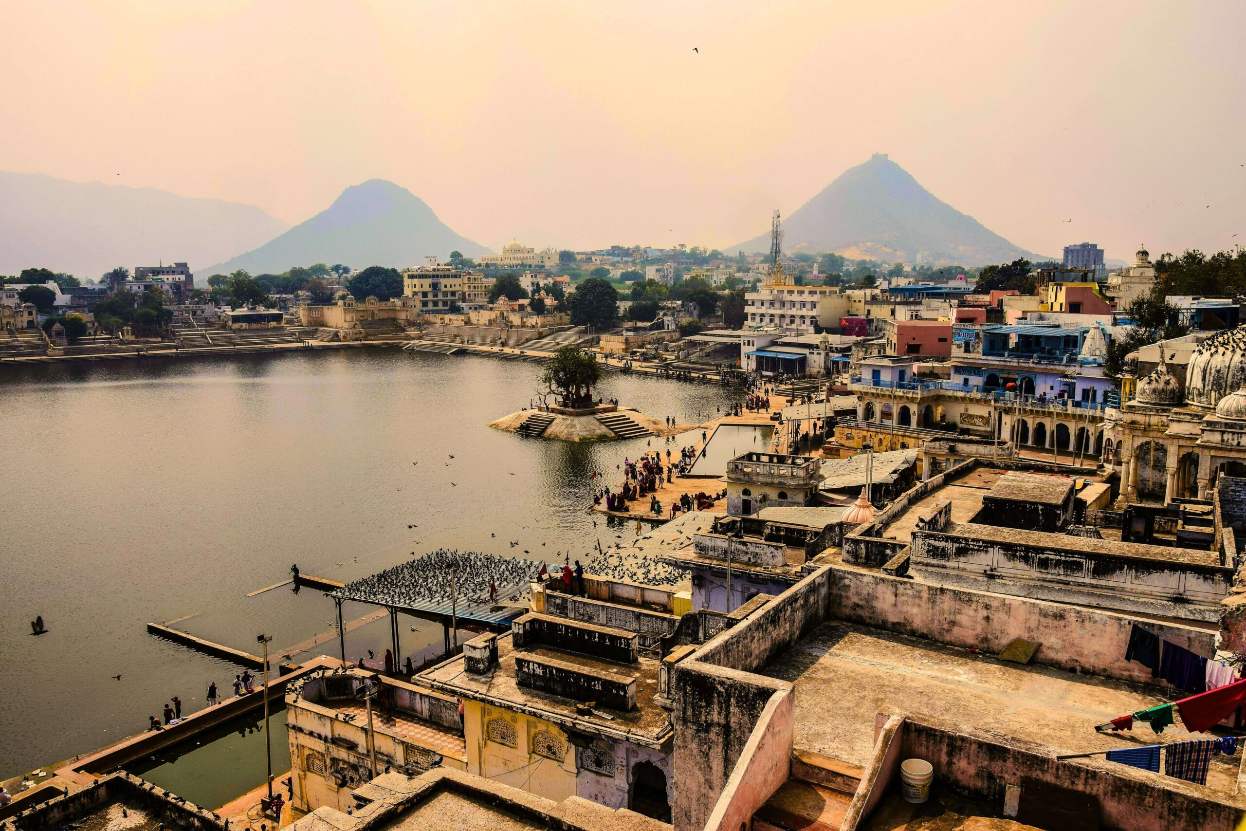 Pushkar Lake - Best things to do in Pushkar 