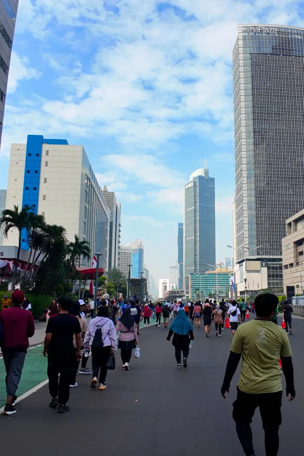 CAR FREE DAY JAKARTA CAR FREE DAY JAKARTA