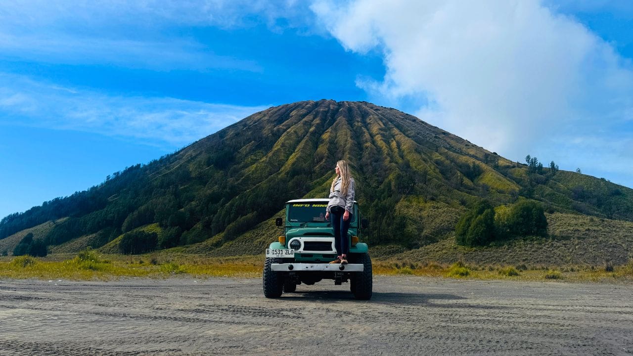 Jeep Mt Bromo Indonesia