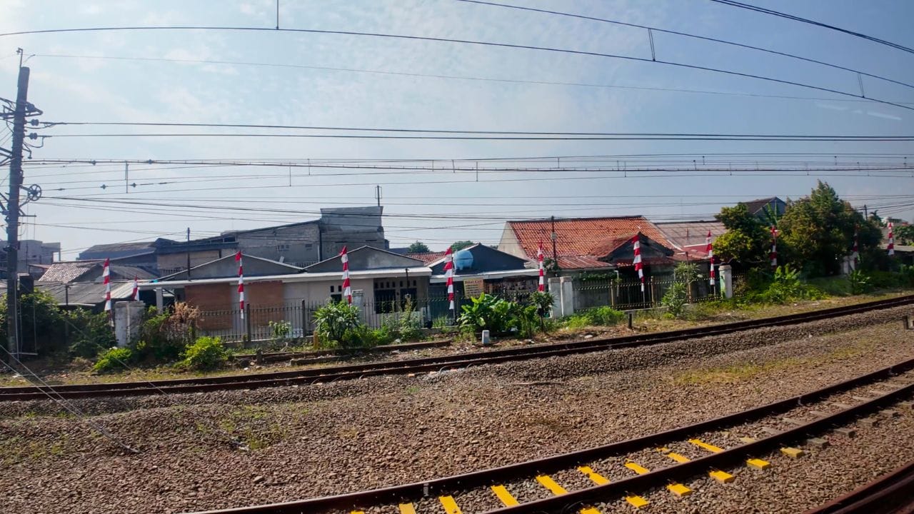 KRL Jakarta Track