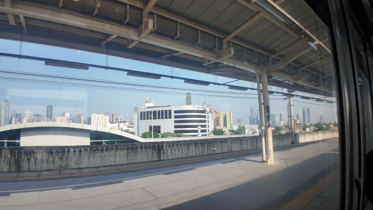 View From KRL Jakarta