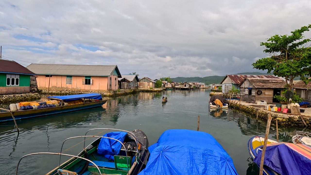 Village banggai islands
